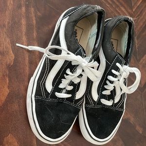 Black Vans